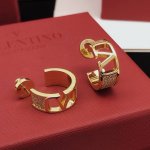 编号Ved0206 Valenti*O最新款月亮耳勾耳环 一致Z批黄铜材质