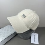 Acne Studios 笑脸棒球帽 男女同款 ！！ 它的料子是特殊定制料，选用密实的棉制成经过两次水洗工艺，才能到达透气性！ 设计简约大方，笑脸品牌徽标，客供