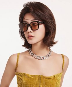 Gucci 2025开春新款 潮流爆款 时尚折叠方框尼龙偏光太阳镜 高品质 佩戴舒适 网红潮款墨镜 型号 G4319
