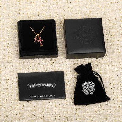 我们出品 克罗心双十字架项链 ，可订做真金真钻，只做对版Zp真金货，pk市面各种金货量大咨询客Fu 双十字架项链Zp是22K金颜色非常贵，按照Zp开版，材料我们