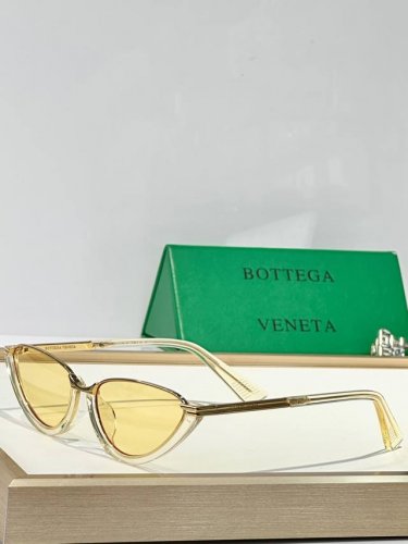 bottega Veneta Mod：Bv1346S Size：56口17-145