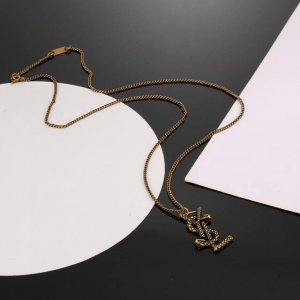 Ysl 圣罗兰 项链原装黄铜材质 Yves Saint Laurent 创立于1961年 优雅抽象大胆别致的设计风格使它成为奢华时尚界著名的品牌之一。引领精致、