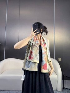 年专柜同步 回归自然140 双面同色羊绒方巾 顶级工艺超值爱马仕专柜爆款立体呈现图案纹路实物档次极高特殊工艺高端研发惊艳问世特殊尖端工艺处理受到白富美的喜欢 无