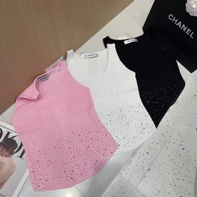 miumiu小背心 搭外套单穿超爆 均码