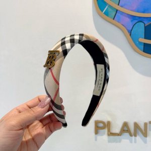 配包装 巴宝莉Burberry 新款发箍 客供面料 细节全部实拍 非常耐看又百搭 适合各种场合搭配