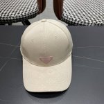 p70 Lv路易威登原单棒球帽 轻盈透气。完美版型，独家实物拍摄，男女适用，出街必备