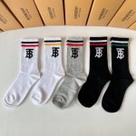 特 配专柜包装 burberry 巴宝莉 新款中长筒堆堆袜袜子 一盒五双 专柜同步筒袜袜子 大牌出街 潮人必备超好搭