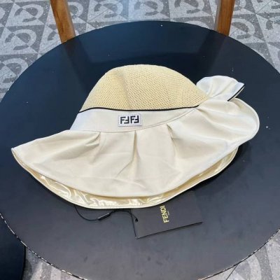 Chanel香奈儿春夏款牛仔棒球帽，出街必备超好搭配，高品质 内标齐全，赶紧入手！