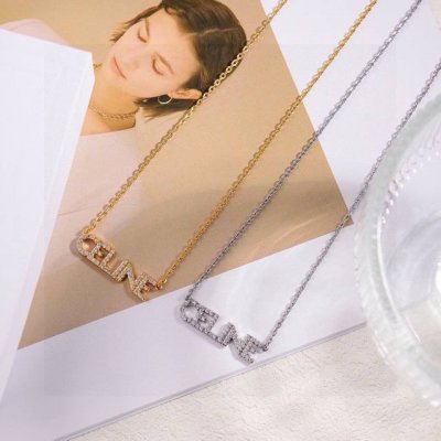 项链 Celine 新款耳环 Preclous新品 简单时尚耳环专柜一致黄铜材质电镀18K金 火爆款出货 设计独特 前卫 美女必备款！