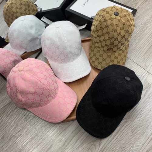 G家。光版暗纹Gg 超A品质 最新款！时尚潮流，高端做工！每一个帽子都是用心之作！牛津材质！头层牛皮！配盒子、防尘袋、卡片！非一般的品质，细节也很重要。真皮帽钉
