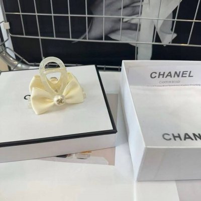 配包装盒 Chanel 香奈儿 最火爆新款抓夹，夏日小清新！时尚潮品 小仙女闭眼入