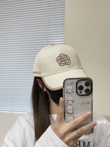 Chanel香奈儿 新款刺绣山茶花棒球帽 新款出货 大牌款超好搭配 赶紧入手