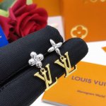 编号Led0103 Lv*最新款金银搭配老花银色耳钉 一致Zp黄铜材质
