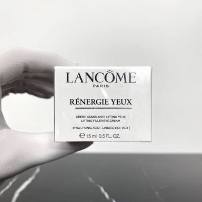 普 兰蔻百肽眼霜15Ml！兰蔻塑颜百肽眼霜采用专为眼周娇嫩区域设计的特殊配方。涂抹之后，眼部轮廓区域得到放松，减少眼部皱纹、提拉紧致眼部轮廓并改善黑眼圈。