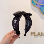 配包装 chanel 香奈儿 新款精美波点蝴蝶结发箍 复古网红头箍 搭配高端材质 超精致 时尚高级感百搭款