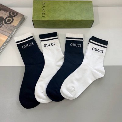 配包装 一盒4双 Gucci 古奇 新款长筒袜子 纯棉面料 潮人必备 爆款经典双G 个性时尚百搭款 你值得拥有哦