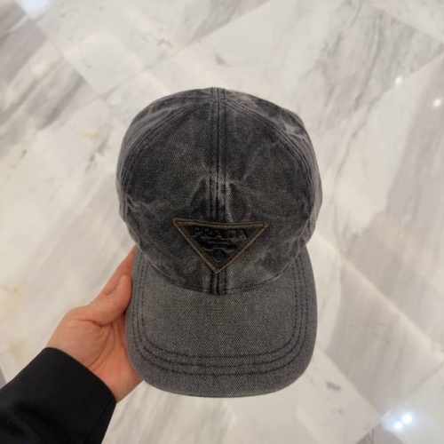 普拉达刺绣字母棒球帽 设计感超强，让人耳目一新 头型非常好，可以修饰各种头型，实力百搭款