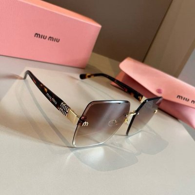 缪缪Miumiu新款太阳镜，高级感无框太阳镜女款防紫外线开车专用大脸显瘦连体眼镜