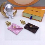 元配图片原版包装 louis Vuitton官网M69003 Kirigami pouch包饰与钥匙扣 kirigami pouch包饰与钥匙扣以经典Monog