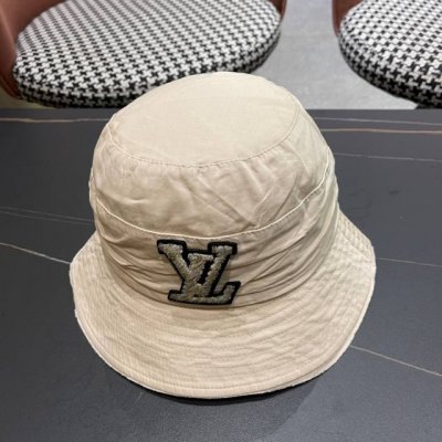 Lv路易威登渔夫帽 轻盈透气。完美版型，对格精准无误，独家实物