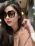 p90 【Dior-迪奥】2025 开春新款 潮流爆款 时尚方框偏光太阳镜 高品质 佩戴舒适 网红潮款墨镜 女士高清偏光太阳镜 高品质Tr镜框 型号：Cd329