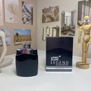 高端品质 万宝龙传奇100Ml Montblanc Legend, 2011 品牌：万宝龙 调香师：Olivier Pescheux香调：馥奇调 属性：男香 前