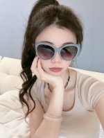 Chanel大框太阳镜墨镜 经典圆框设计，不挑脸型，无论搭配大衣还是连衣裙都非常显气质太阳镜预防紫外线 型号：Ch8984