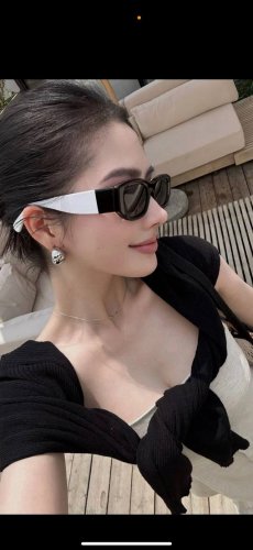 Gucci2025开春新款一体镜 大框太阳镜男女同款 爆款小框尼龙太阳镜 超逼格超酷 镜腿品牌设计感强 Nice~~~ 型号G405