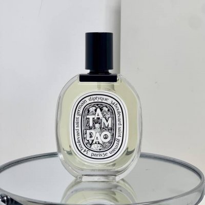 专柜品质 蒂普提克-谭道 淡香水 Diptyquetamdao 香调:木质调 前调：玫瑰桃金娘柏树 中调：檀香木雪松 后调：辛香料琥珀麝香巴西红木 这款香水想要