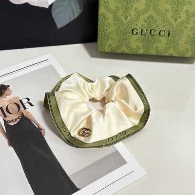 特 配包装 gucci 古驰 经典发圈 带头上或者手上都非常好看 时尚百搭人手必备单品