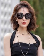 chanel 香奈儿 2025新款潮流爆款 时尚方框太阳镜 佩戴舒适 网红潮款墨镜 女士高清加厚偏光太阳镜 高品质Tr镜框 型号Ch9851