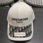 Dior迪奥 官网同步新款发布棒球帽超级火爆，男女必备，