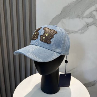 Lv路易威登官网同步高版本 新款牛仔棒球帽 火爆技术升级 洗水牛仔风街头风十足 更符合现在时尚小哥哥小姐姐的Style 机场街拍超飒
