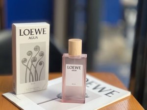 专柜品质 罗意威新款活力紫泉女士 Loewe Agua De Loewe Ella, 2009 新款彩虹香水100Ml 配专柜手提袋 前调 柠檬 香柠檬 橙子