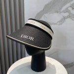 配防尘袋 迪奥Dior2025新款 空顶帽 夏天必备单品 因为真的太好搭 夏天搭配清凉夏日风情真的超级文艺范 随便一身小白裙就可以吸引大片目光