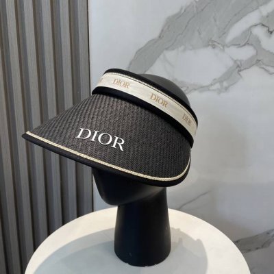 配防尘袋 迪奥Dior2025新款 空顶帽 夏天必备单品 因为真的太好搭 夏天搭配清凉夏日风情真的超级文艺范 随便一身小白裙就可以吸引大片目光
