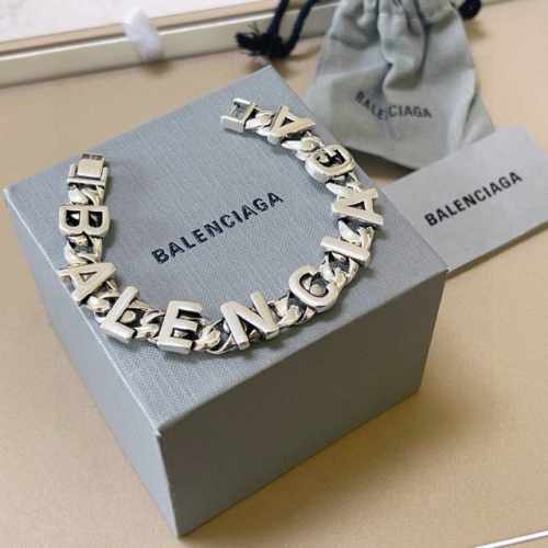 原单货新品 巴黎世家 Balenciaga手链专柜一致巴黎世家手链 男士火爆款出货 设计独特 前卫 男女必备！码数20。22Cm