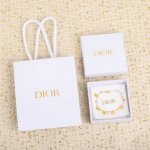 我们出品 可订制18K真金真钻，同样只做对版货 Dior 罗盘玫瑰手链 维多利娅 徳卡斯特兰 Victoire De Castellane 设计的全新高级珠宝R