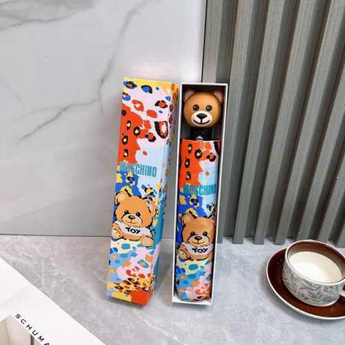 莫斯奇诺 Moschino三折防晒睛雨伞 2570夏季新款 全自动折叠晴雨伞 内里黑色涂层防晒有效阻隔紫外线99% Upf 50 所以能起到伞下体感降温的效果