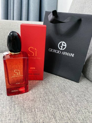 专柜品质 giorgio Armani阿玛尼20年新款渐变红色挚爱Si迷情挚爱女士香水Edp浓香氛女士100Ml名称 阿玛尼挚爱真情流露香型 Edp浓香香调 花
