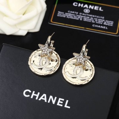 小香 Chanel 新品耳环 代购级别 一比一品质 香奈鹅 系列 经典Cc Logo 风格高级百搭 高级感爆棚 现货