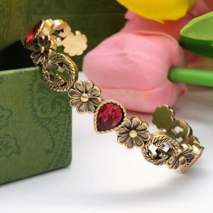 编号Gsz0002 gucci古驰新款双G 花朵手镯