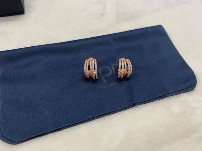 a批M多圈耳环女生时尚气质设计感耳饰首饰生日礼物送女友。