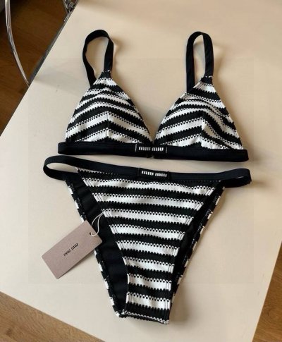 Miumiu缪缪官方新款泳衣比基尼，高端定制，S M L Xl