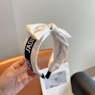 配包装 dior 迪奥 经典新款D字母真丝蝴蝶结宽版发箍,专柜品质 让你的魅力绽放 清新淑女范让时尚更简单