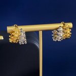 kd94 卡地亚Cartier简约个性金属质感光面铆钉子弹圆圈耳环耳圈 黄铜材料电镀18K金 金银2个色 重约5.5G 尺寸约1.58Cm*1.7Cm*0.7C