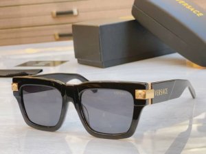 versac* 范思*哲新款太阳镜， Model：Ve4464，Size：55口19-145