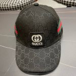 Gucci 古奇 新款原单棒球帽，1:1开模订制，重工刺绣，细节可媲美专柜，原版帆布料，质量超赞！帅男靓女首选，时尚百搭。基础头围56，贴片可调节。