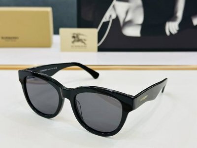 高品质Burberr* 巴家 Be4432U Size：54口19-145 女款太阳眼镜 L高品质 特色镜腿