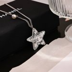 项链 耳环 Zp打版 小香 Chanel 套装优雅大方精工设计 雕刻 非常修饰脸型 青春活力 看惯了一如既往的耳钉 一眼就被这款吸引了 非常漂亮的颜色搭配 时尚